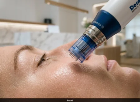 Dermapen Anwendung für professionelles Microneedling zur Hautstraffung in Wien.